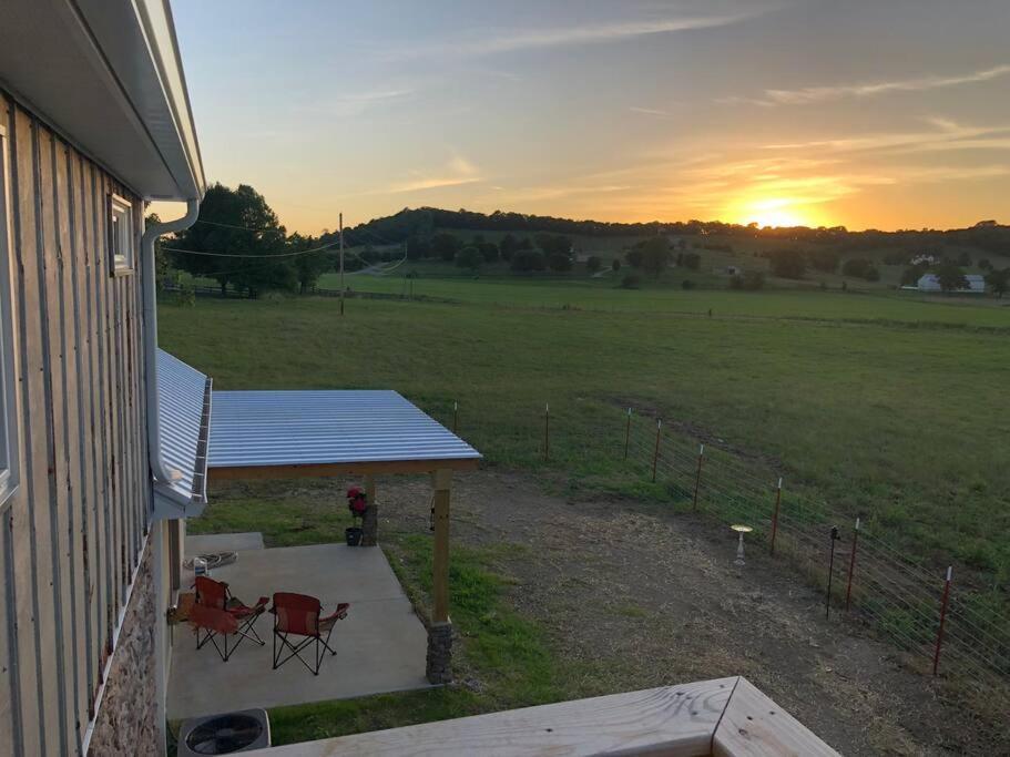 Pleasant Valley Farm Dairy Barn Writer'S Retreat Columbia Eksteriør billede